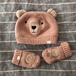 Mori bear hat and matching gloves
